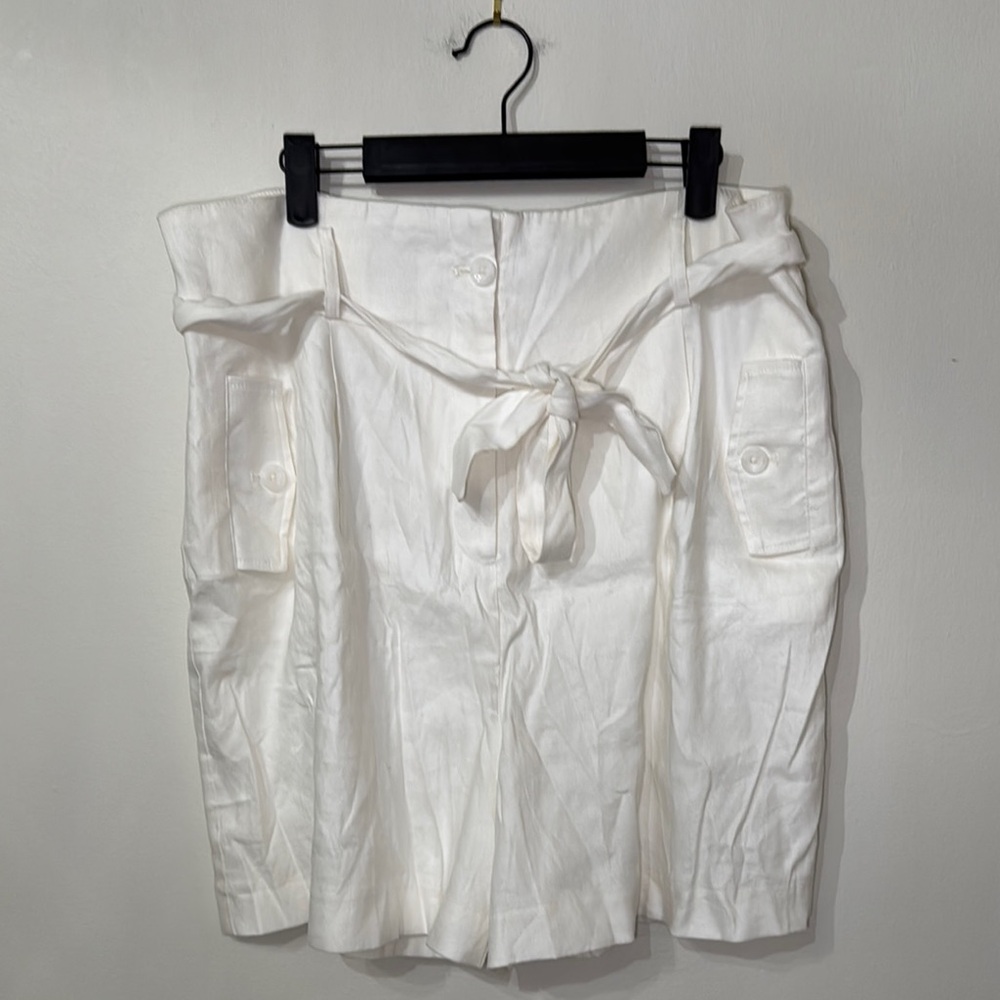 Calvin Klein White/Cream Linen Blend Shorts NWT